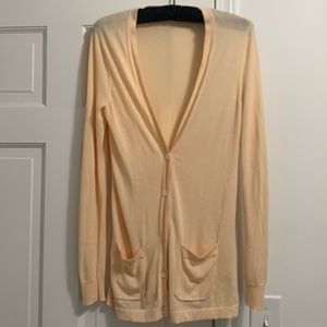 GAP L/S cardigan with pockets.  Size small.
